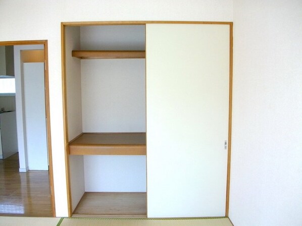 エステートピアこうやまIIの物件内観写真